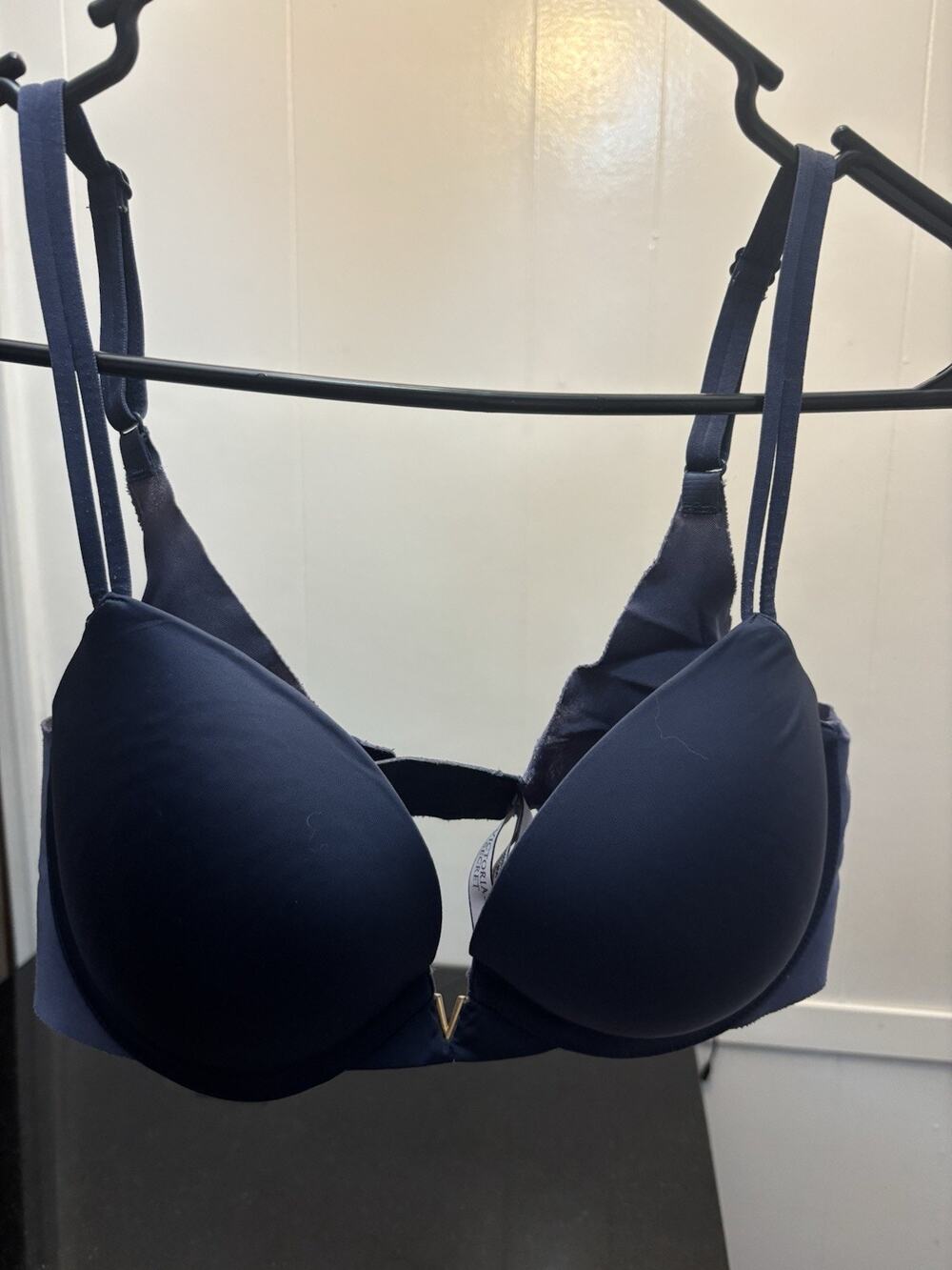 Victoria's Secret Women's Push Up Bra 34 D Pre Owned Good Condition